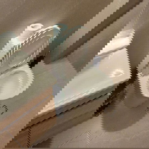 Επαγγελματικός χώρος 160 τ.μ. στη Λυκόβρυση με μεγάλη αυλή