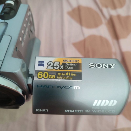 Video camera like new with 60 GB hard drive and Carl Zeiss lens