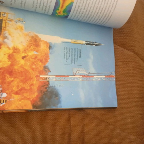 Escape from Earth Time Travel book like new