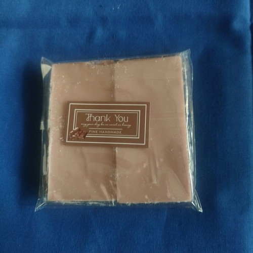 Handmade Wax Melt Bar with Salted Caramel Scent and 2 Pieces