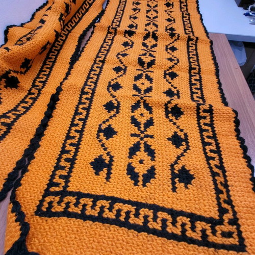 Handmade wool woven rugs on loom, 3 identical designs, well preserved