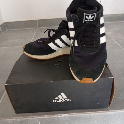 Adidas men's athletic shoes used, size 43.5, black and white