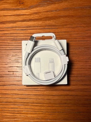 Usb-C to lightning cable brand new sealed