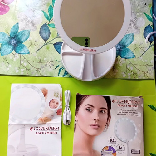 Coverderm Beauty Mirror folding makeup mirror with LED light, new