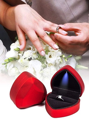 Wedding ring box new, red, with projector