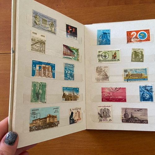 Album with old Egyptian stamps used, 100 pieces