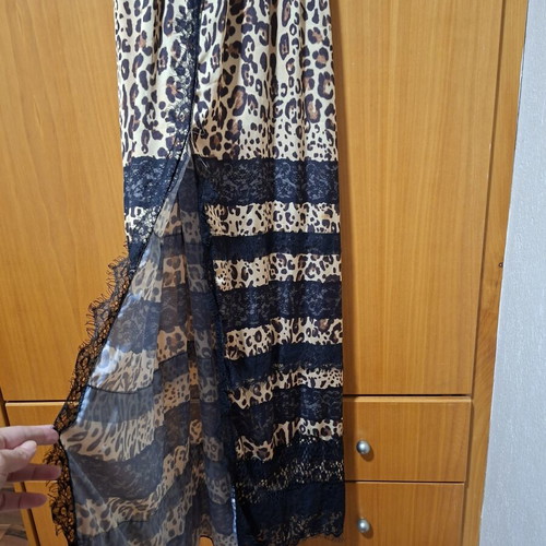Denny Rose leopard dress with lace and slit size 42, like new