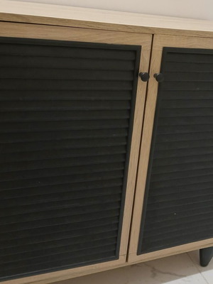 Шкаф за обувки с две врати в черно дървесно покритие, 71 x 35 x 66 см