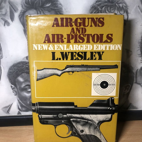Air Guns & Air Pistols by L Wesley, vintage collector's guide book