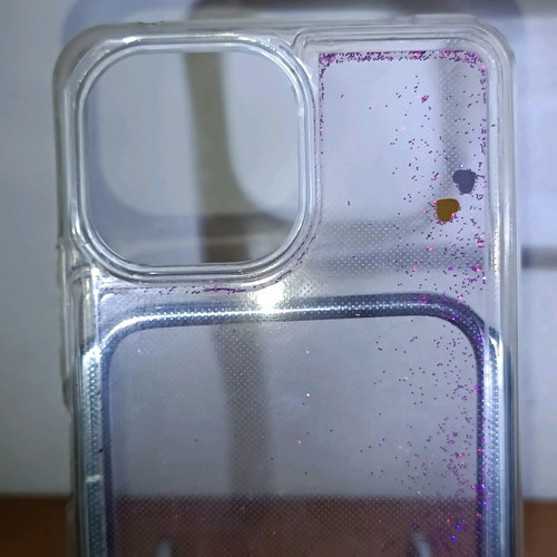 iPhone silicone case with liquid glitter used