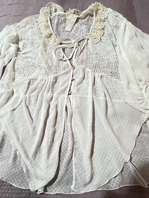Pinelopi blouse used, Baby oh Baby collection, size M, white