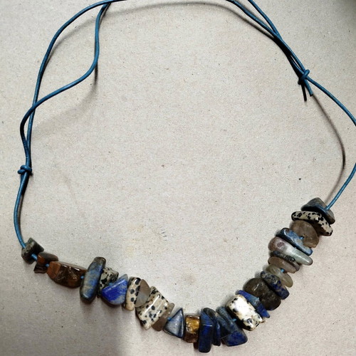 Necklace new with natural leather and lapis lazuli, jasper, labradorite stones