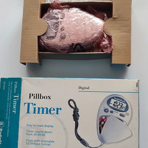 RadioShack Pillbox Timer digital pill case new model 63-924