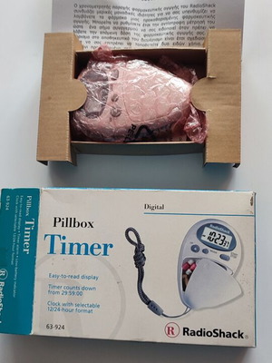 RadioShack Pillbox Timer digital pill case new model 63-924