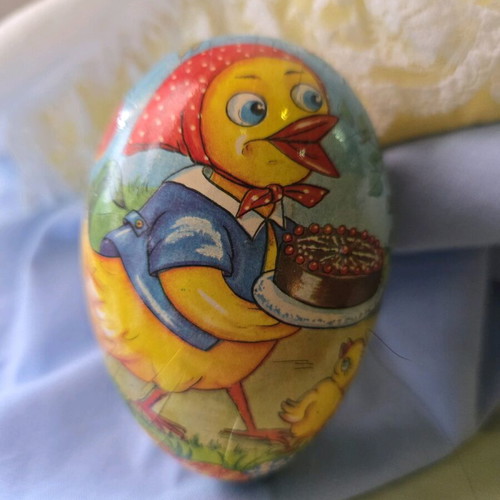 Vintage Easter papier mache eggs used, Germany 1950, set of 2