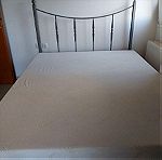  Σιδερένιο κρεβάτι με στρώμα Tempur