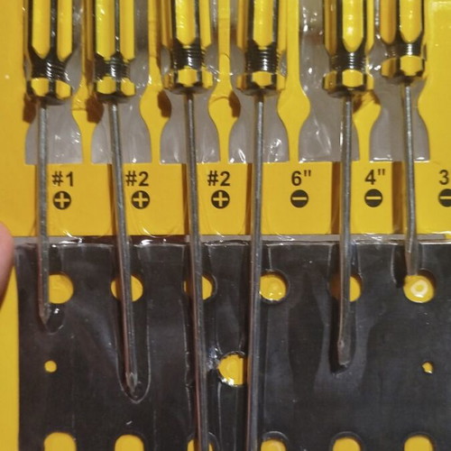 Screwdriver set 6 pieces new with storage rack