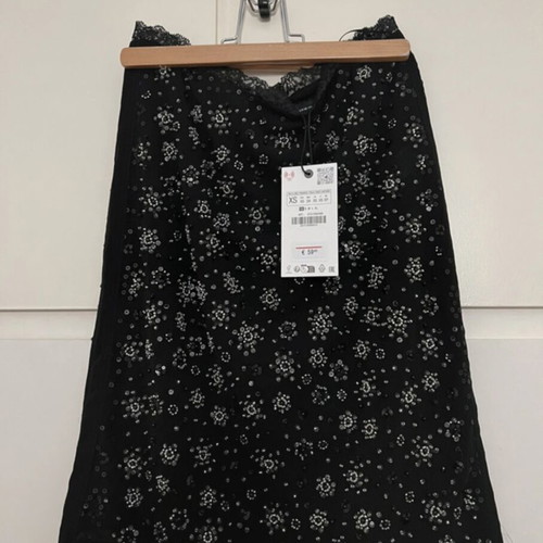 Midi skirt Zara black with beads, new, size XS