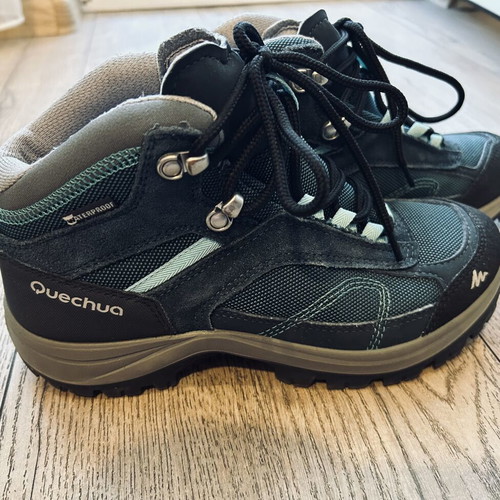 Quechua MH100 Mid Waterproof Hiking Shoes like new, women's