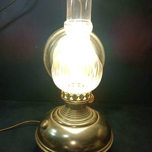 Vintage lamp like new