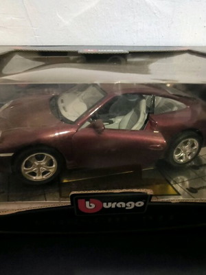 Bburago car size 1:18 new