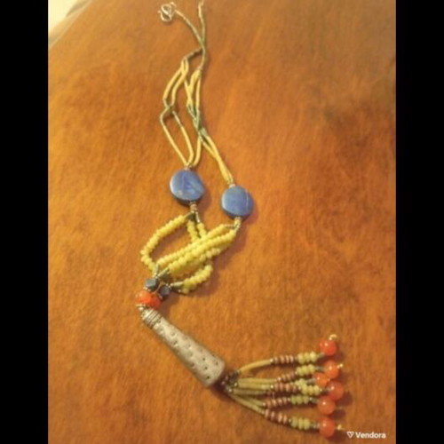 Handmade ethnic boho chic necklace with semi-precious stones and silver alloy
