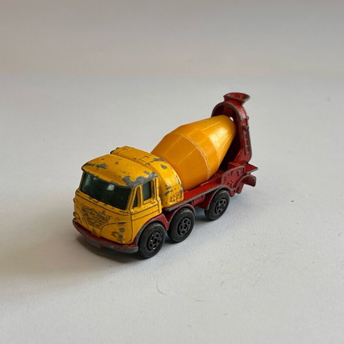 Matchbox Superfast Lesney 1973 No 21 Foden Concrete Truck used