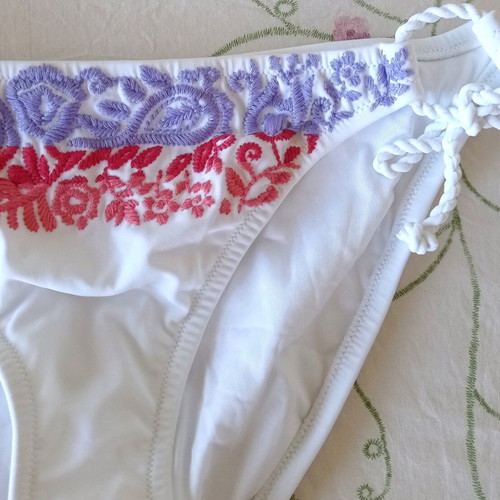 Victoria's Secret bikini bottom λευκό με κέντημα, καινούργιο, μέγεθος Large