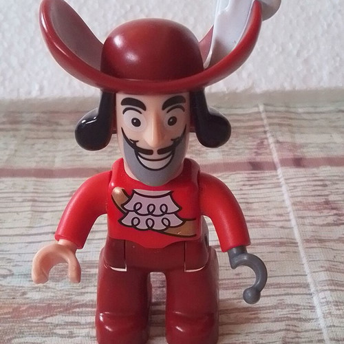 Lego Duplo Disney Jake And Neverland Pirates Captain Hook figure like new