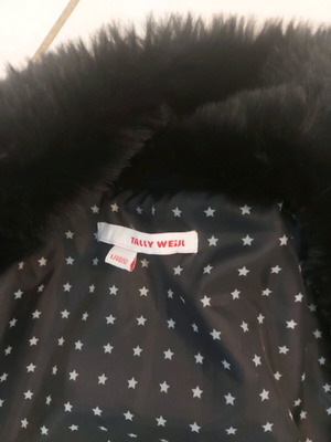 Fur vest women's black like new, size L