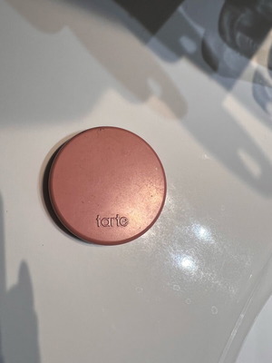 Tarte blush σαν καινούργιο