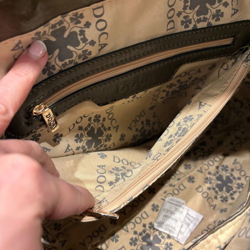 Doca shoulder bag new, medium size, olive with strap