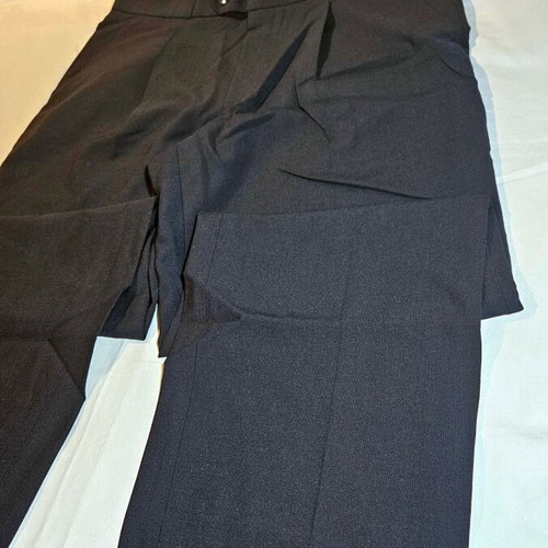 Vistula men's suit pants size L like new