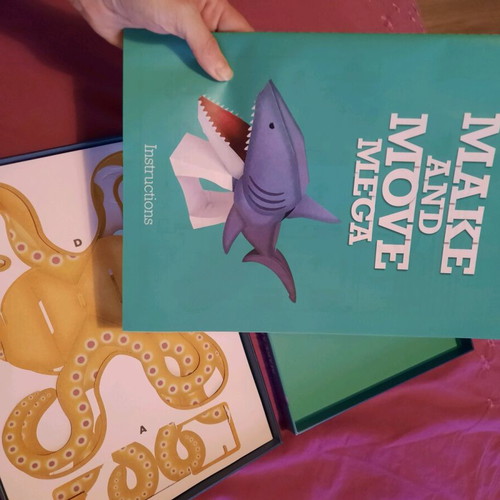 Craft game like new with materials for 4 of 5 animals