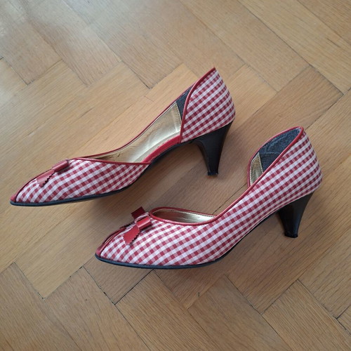 Vintage red and white check peep-toe heels, size 36