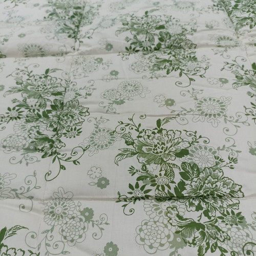 Double quilt new with 2 pillowcases, two-sided cotton satin