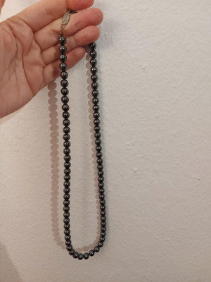 Necklace with hematite stones like new