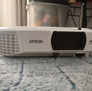 Projector Epson EH-TW610