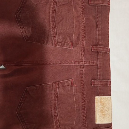 Men's burgundy jeans like new, size 32