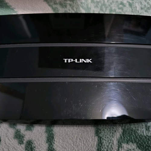 N600 Wireless Dual Band Gigabit VDSL2/ADSL2+ Modem Router like new