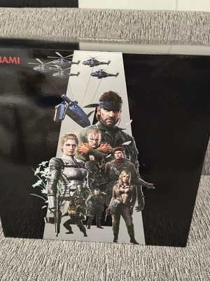 Metal Gear Solid Delta Snake Collectors Edition like new for PS5
