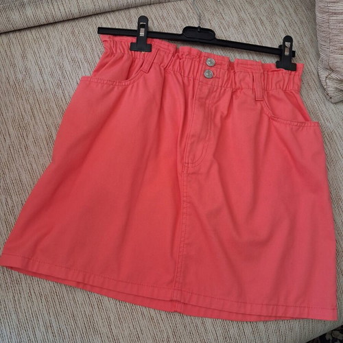 Terranova denim skirt like new, coral color, size L