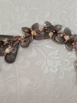 Russa handmade bracelet like new with floral and duck design