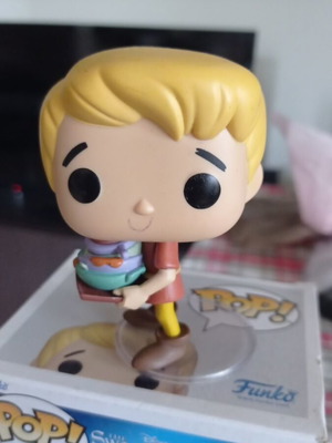 Arthur collectible figure like new