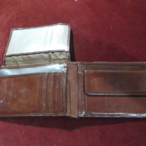 Guy Laroche leather vintage men's wallet used, brown leather