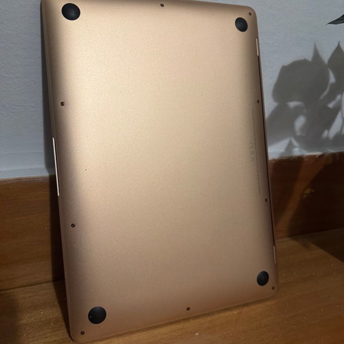 Macbook Air M1 2020 8GB 256GB used