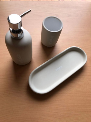 Σετ Dispenser, Tumbler και Tray Sensea Soft καινούργιο