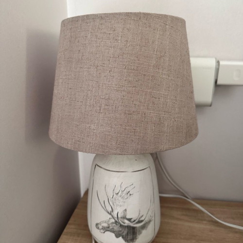 Table lamp set used with ceramic base, portatif style