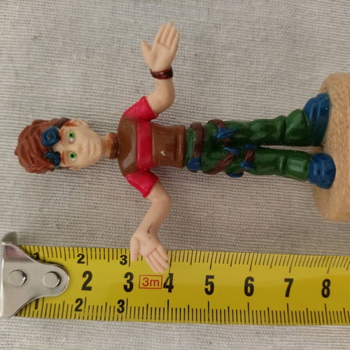 Mikey Ellis figure like new, collectible 8cm