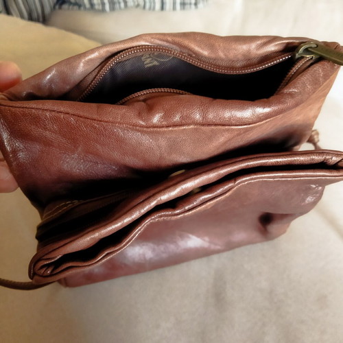 Elephant vintage leather crossbody bag, brown